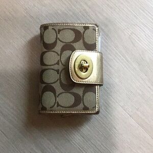 Coach Signature Turnlock Wallet in Beige and Brown